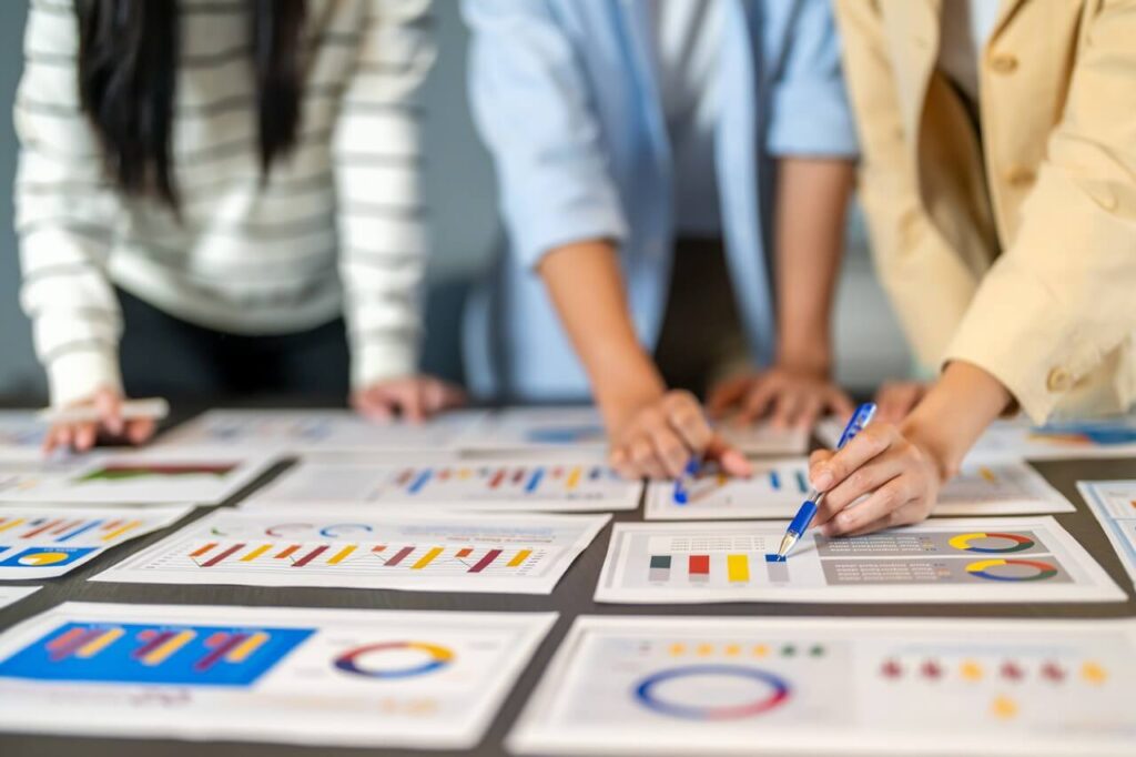 how to run cleaning service without crm tool