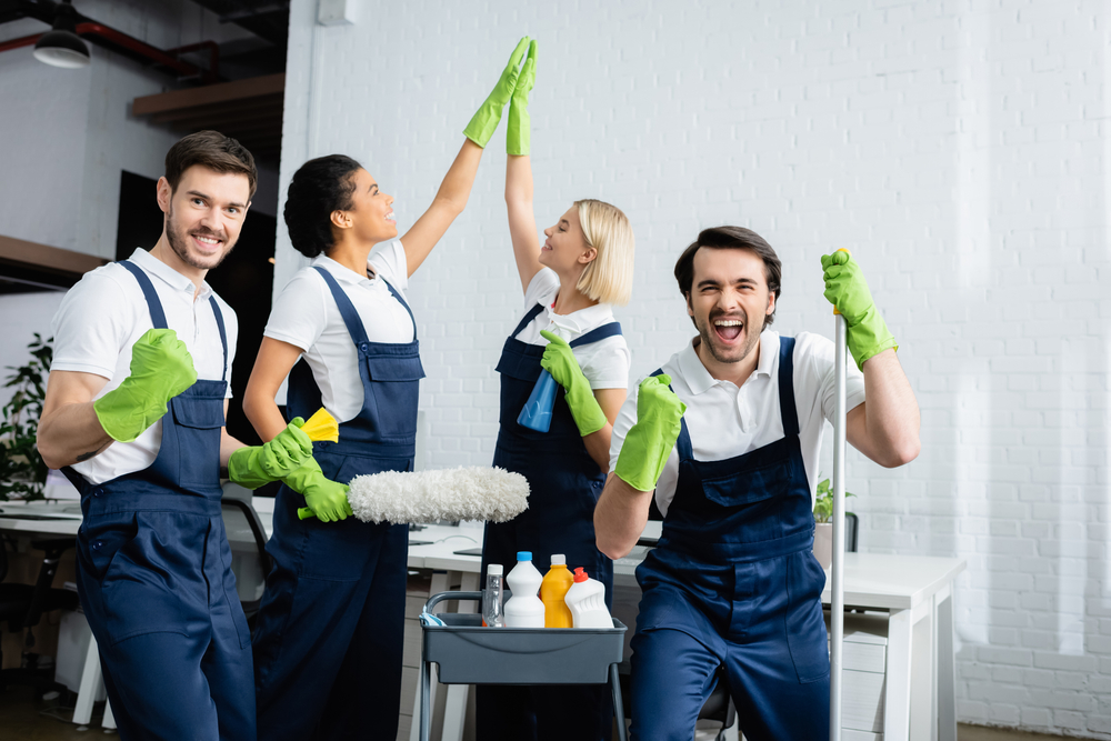 how to create efficient cleaning routes